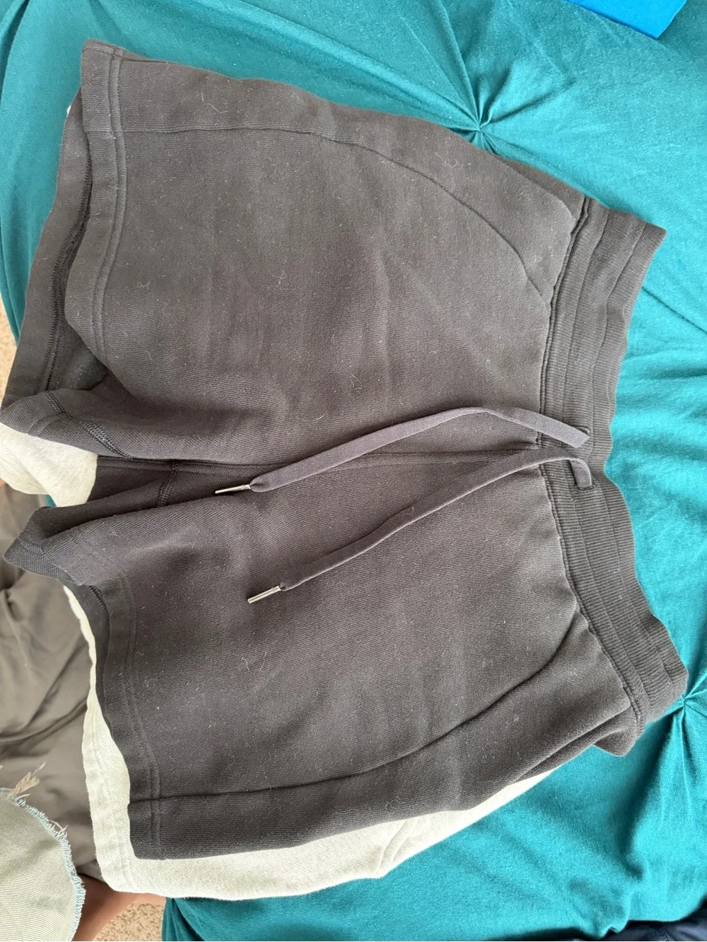 Lululemon scuba shorts size 4